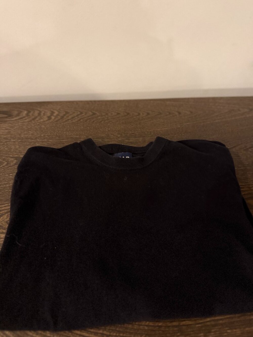 Men's Gap Black sweater light weight
